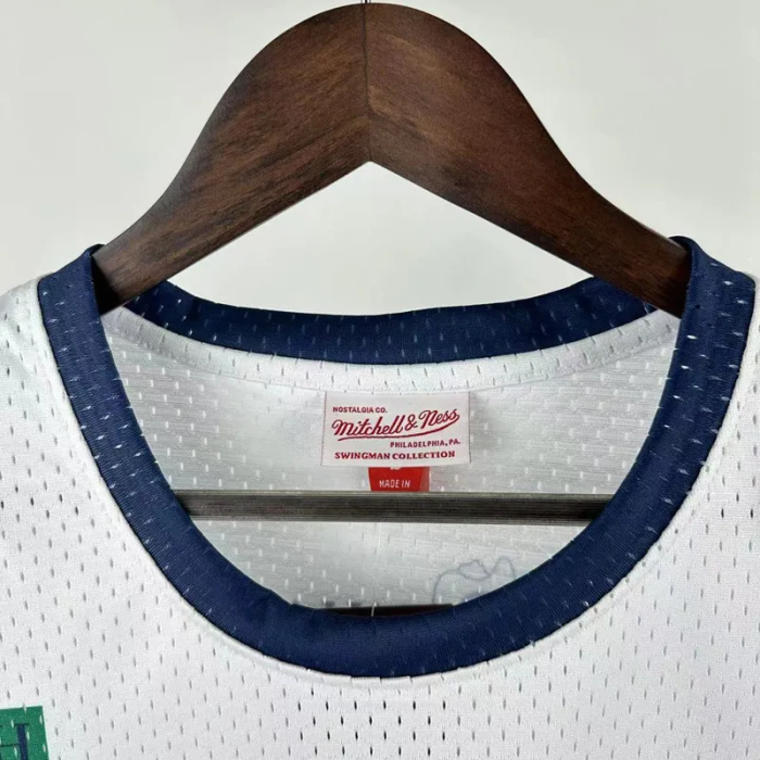 2026 Dallas Mavericks White Retro High Quality Casual T-Shirt #MN