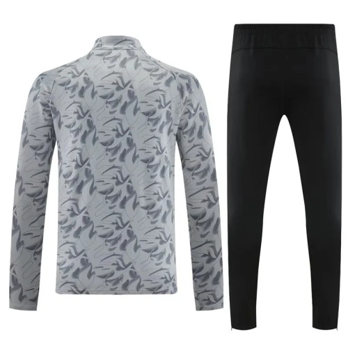 25-26 AC Milan High Quality Half Pull Tracksuit