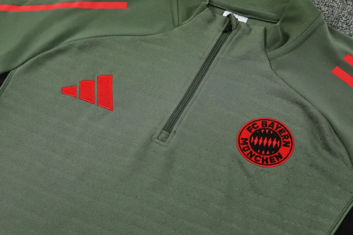 25-26 Bayern High Quality Half Pull Tracksuit
