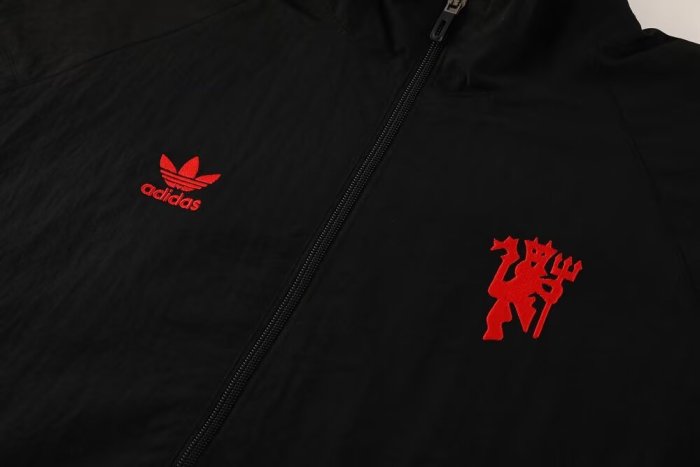 25-26 Manchester United Black Windbreaker