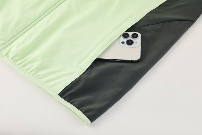 2025 Real Madrid Green High Quality Windbreaker Suit