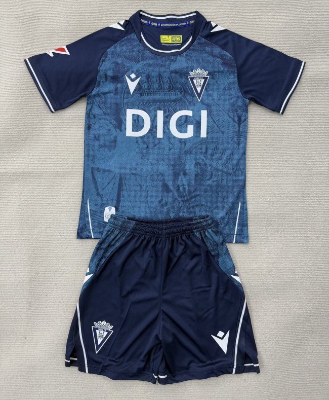 25-26 Cadiz Third Adult Suit