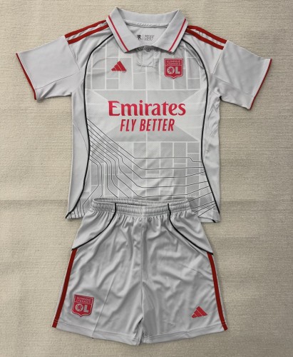 25-26 Lyon Third Adult Suit