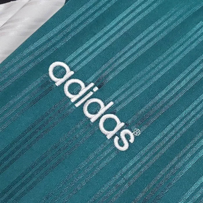 1995-1996 Liverpool Away Green Retro Soccer Jersey