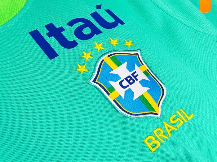 2024 Brazil Training clothes Retro Soccer Jersey