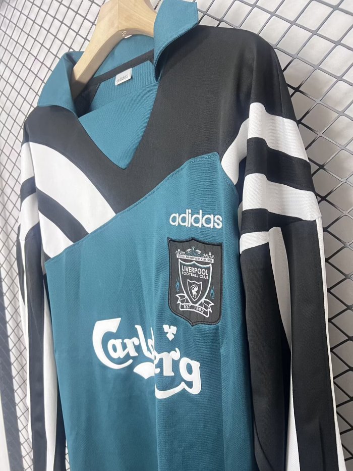 1996-1997 Liverpool Hoody（翻领）