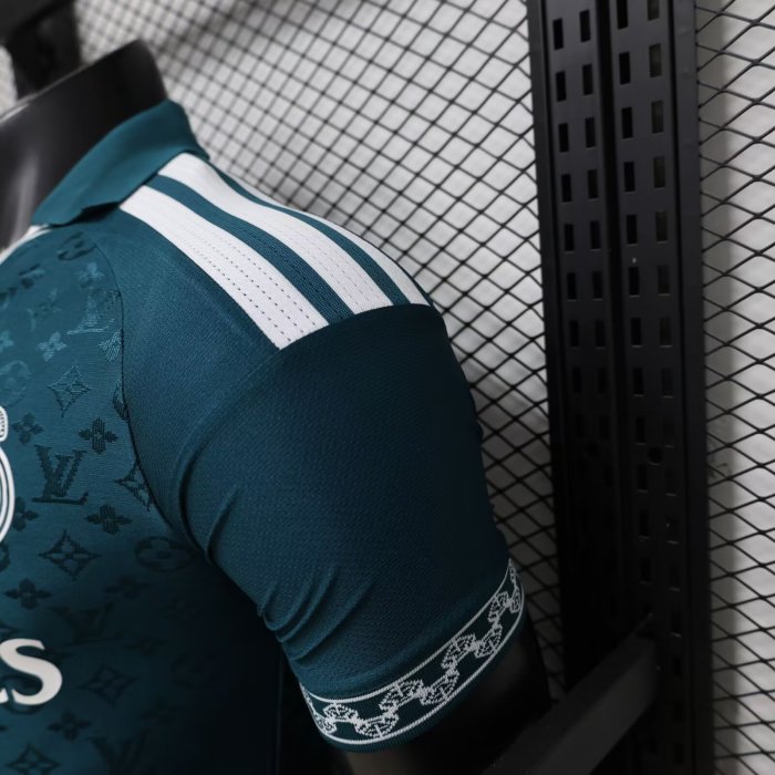 26-27Real Madrid Special Edition Player Version Soccer Jersey