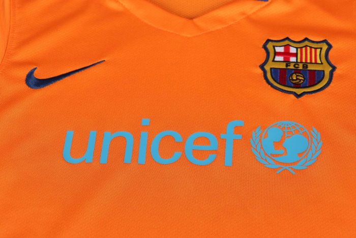 2006-2007Barcelona Away Retro Kids Soccer Jersey