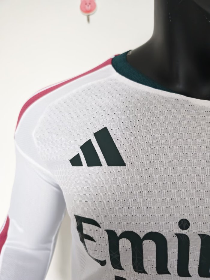 2026Real Madrid Home Long Sleeve Player Version Soccer Jersey (长袖球员)