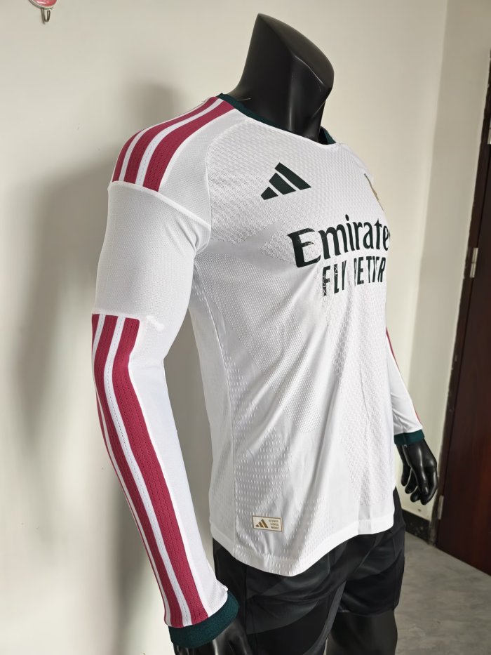 2026Real Madrid Home Long Sleeve Player Version Soccer Jersey (长袖球员)