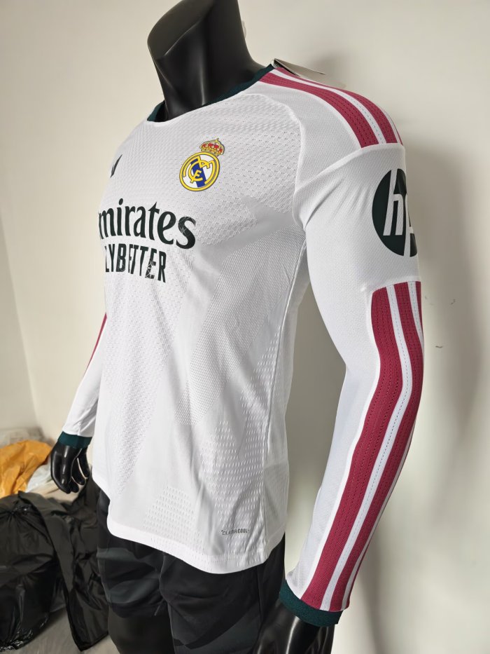 2026Real Madrid Home Long Sleeve Player Version Soccer Jersey (长袖球员)