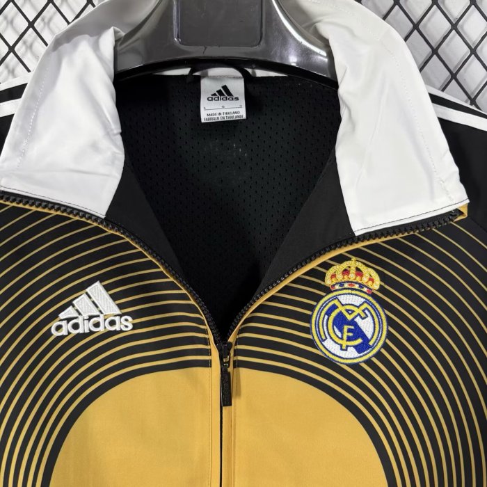 2006Real Madrid Retro Windbreaker