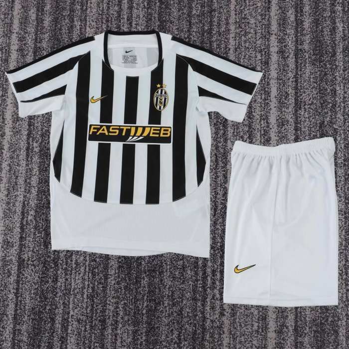 2003-2004 Juventus Home Retro Kids Soccer Jersey