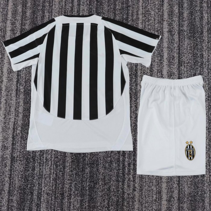 2003-2004 Juventus Home Retro Kids Soccer Jersey