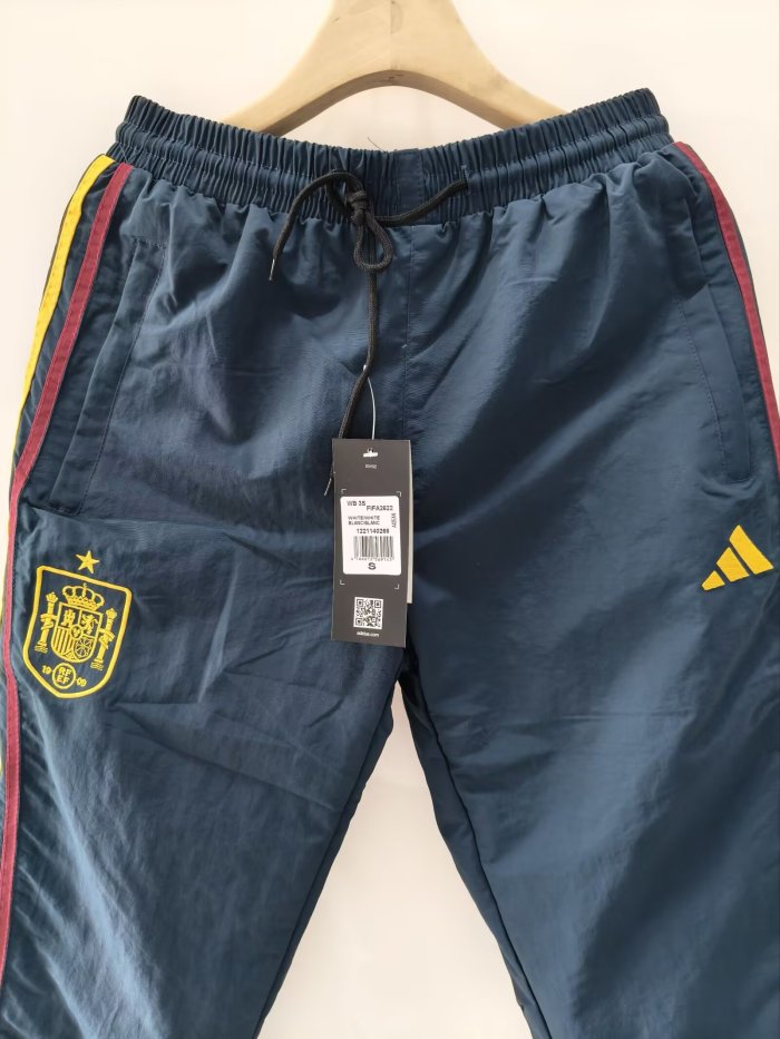 26-27 Spain White Embroidered Windbreaker Set（套装）