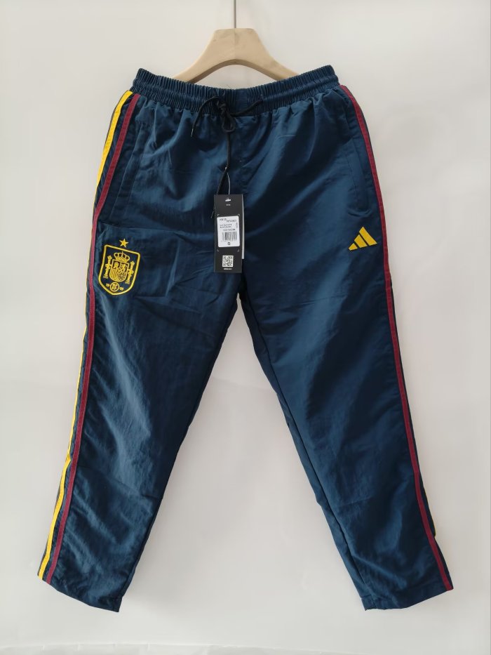 26-27 Spain White Embroidered Windbreaker Set（套装）