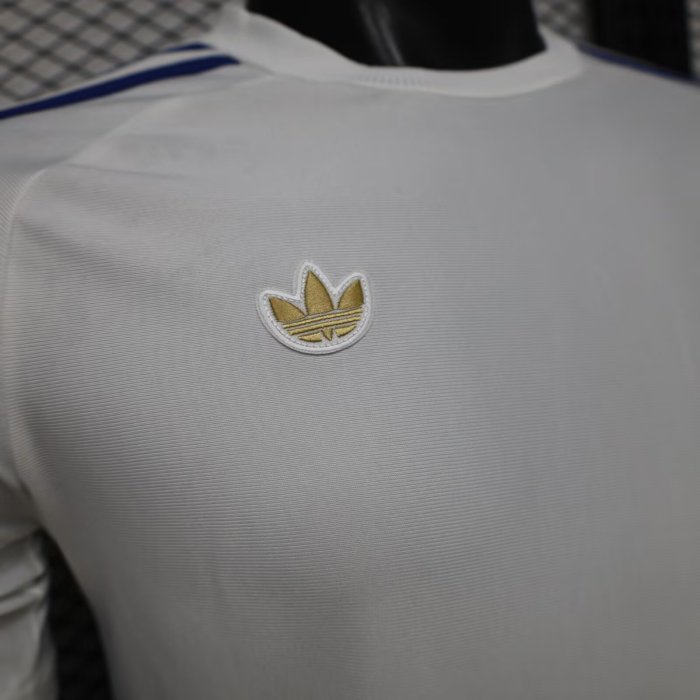 26-27 Leeds United Casual Version Player Version Soccer Jersey