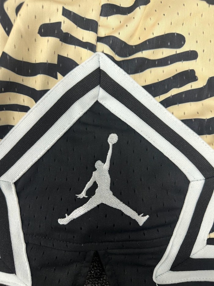 2026 High-Quality Embroidery Sporty Casual Pants - With pockets