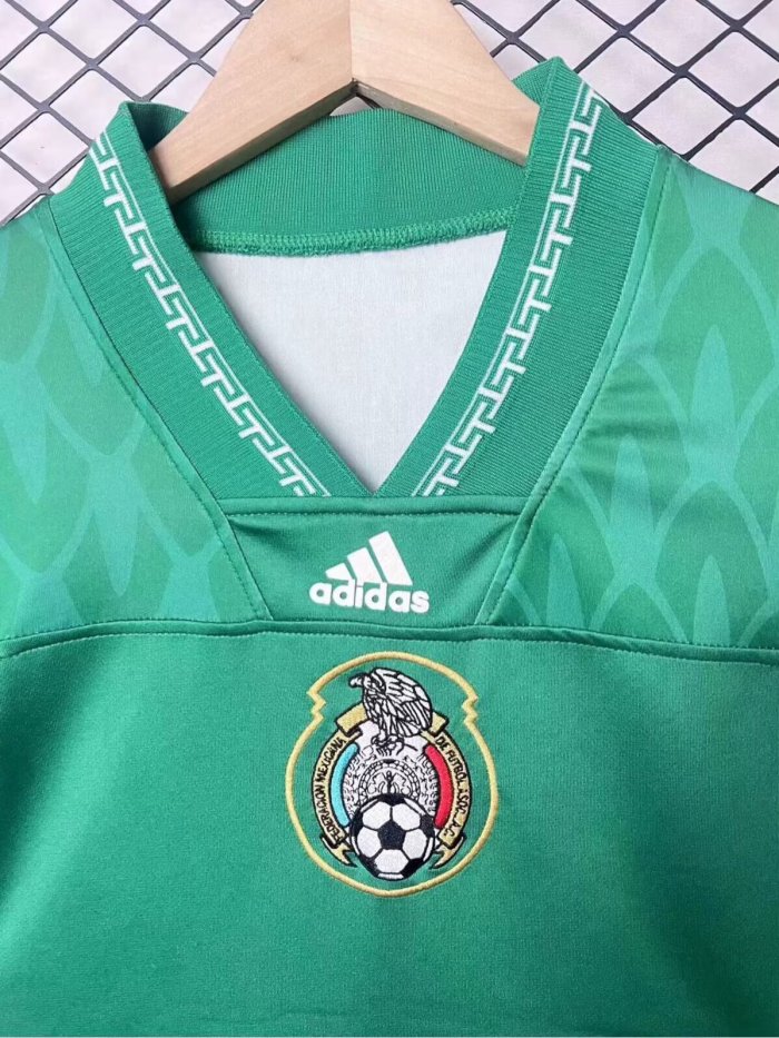 26-27 Mexico Green Retro Version Fans Soccer Jersey