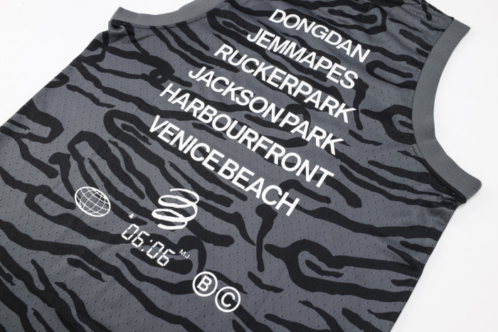 2026 High-Quality Black Vest