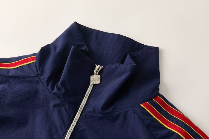 26-27 Roma New Pattern Half Pull Windbreaker