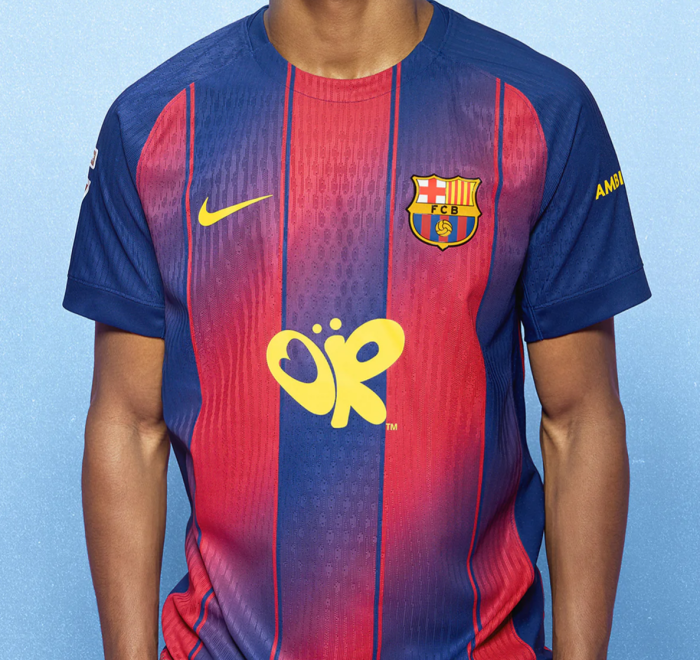 25-26 Barcelona Home Special Edition Fans Soccer Jersey刻胸前广告