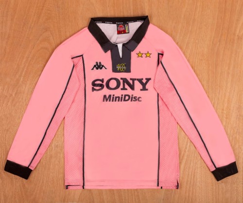 1997-1998 Juventus Away Retro Long Sleeve Soccer Jersey