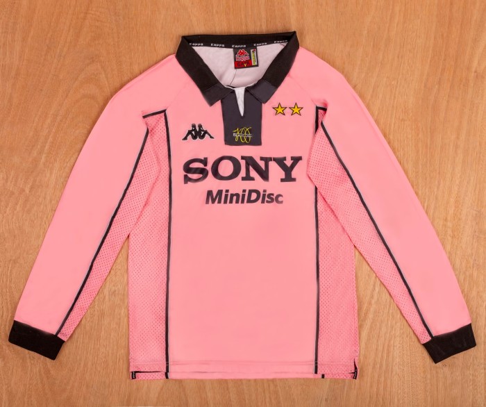 1997-1998 Juventus Away Retro Long Sleeve Soccer Jersey