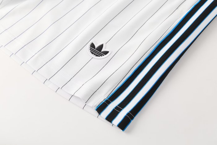 26-27 Newcastle High Quality Training Short Suit