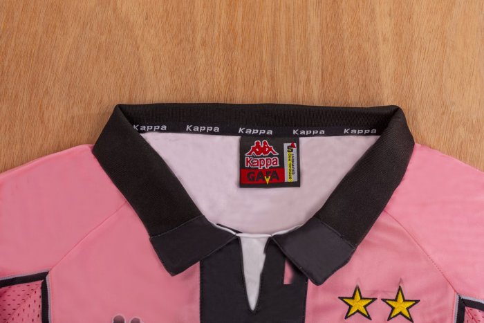 1997-1998 Juventus Away Retro Long Sleeve Soccer Jersey