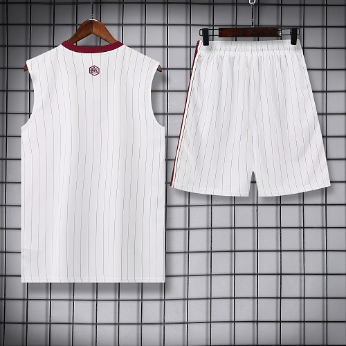 26-27  Arsenal High Quality Tank Top And Shorts Suit