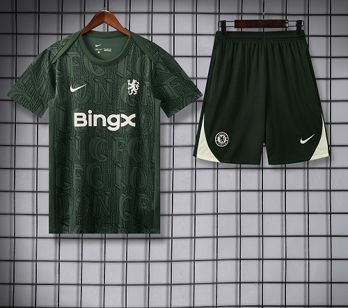 26-27 Chelsea High Quality Training Short Suit