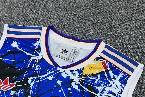 26-27 Manchester United High Quality Tank Top And Shorts Suit