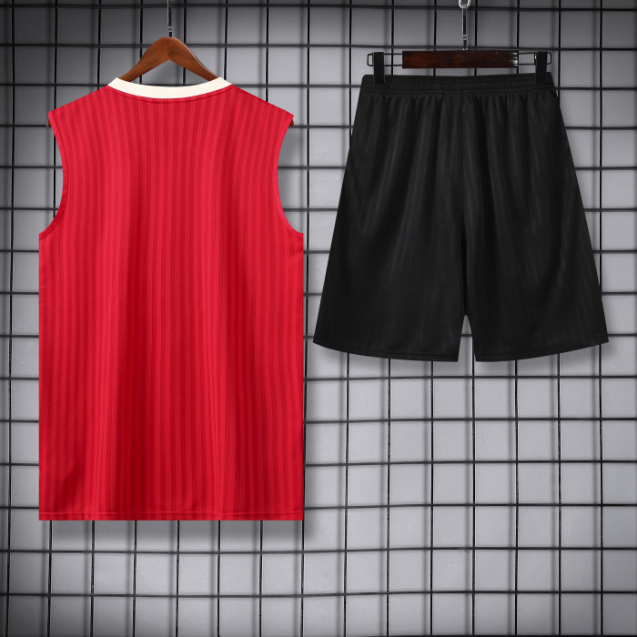 26-27 Manchester United High Quality Tank Top And Shorts Suit