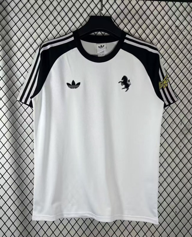 26-27 Juventus White Training shirts