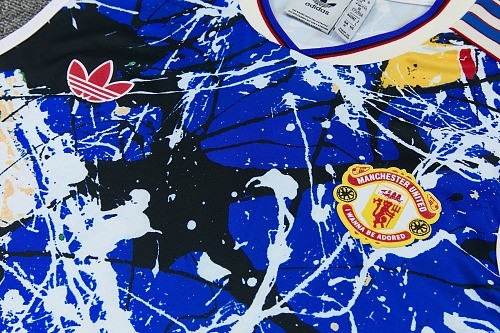 26-27 Manchester United High Quality Tank Top And Shorts Suit