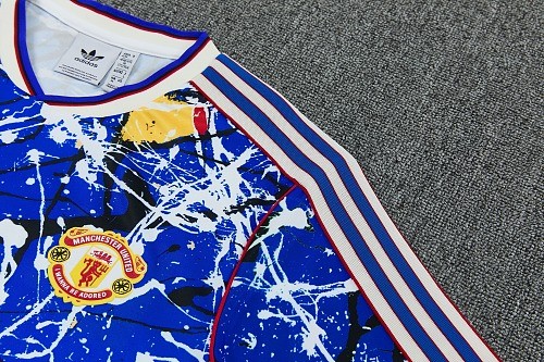 26-27 Manchester United High Quality Training Short Suit