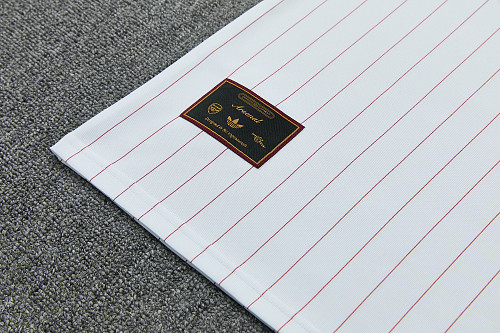 26-27  Arsenal High Quality Tank Top And Shorts Suit