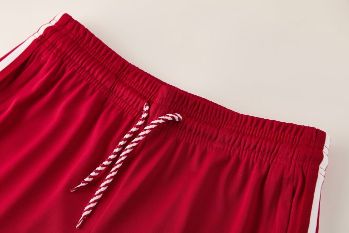 26-27 Manchester United High Quality Training Short Suit