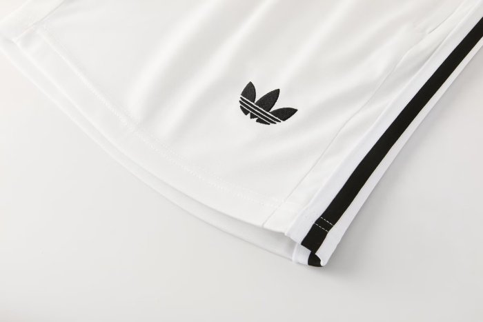 26-27 Juventus High Quality Training Short Suit