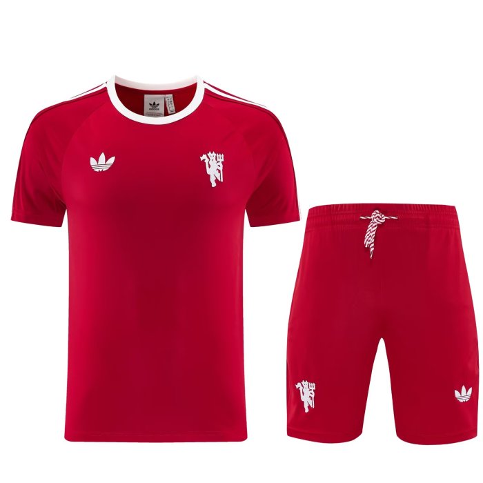 26-27 Manchester United High Quality Training Short Suit