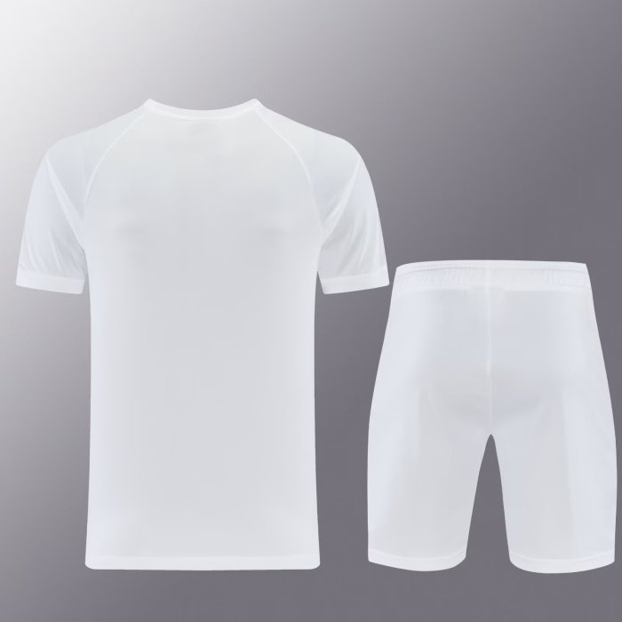 26-27 Man Utd High Quality Training Short Suit