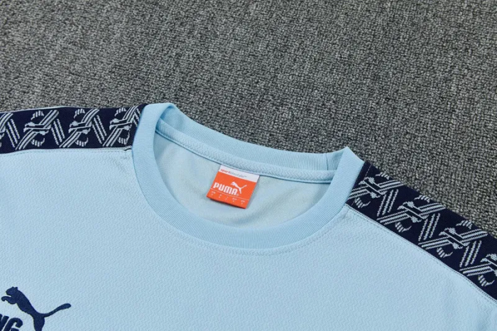 26-27 Man City Short shirts and Long trousers Suit (圆领)
