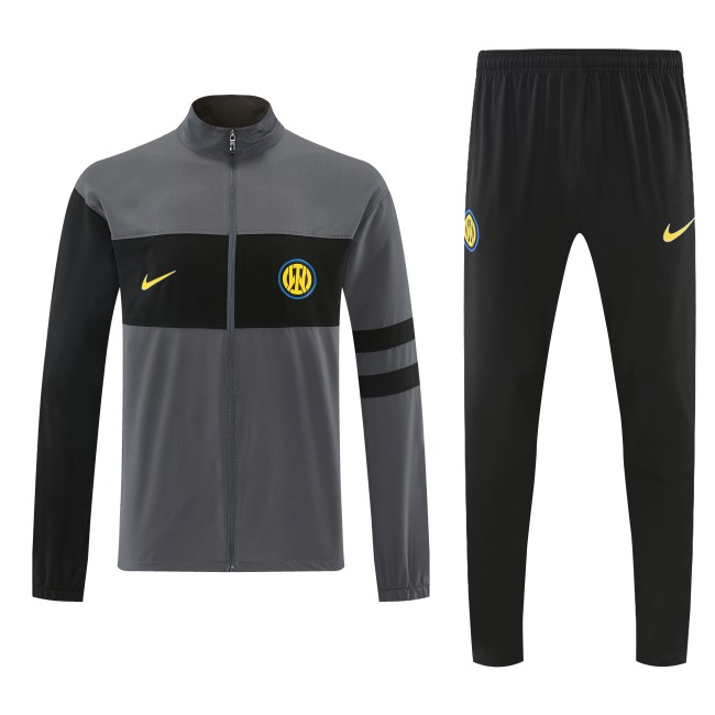 26-27   INT High Quality Windbreaker Suit