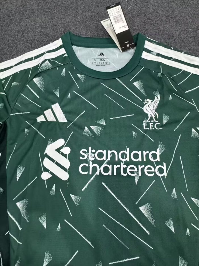 26-27 LIV Green Goalkeeper Fans Soccer Jersey