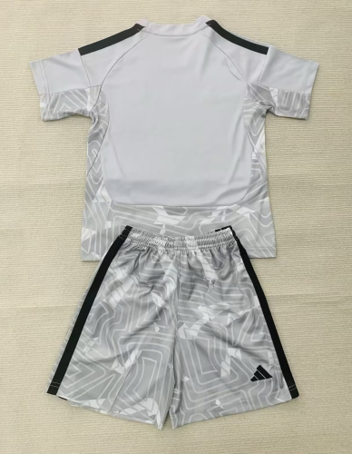 26-27 Arsenal Gray GoalKeeper Adult Suit