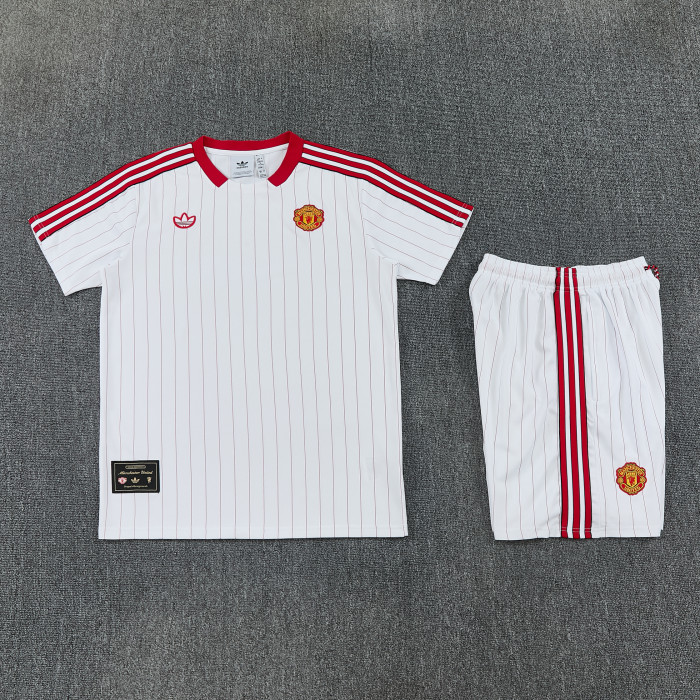 26-27 Man Utd High Quality Training Short Suit