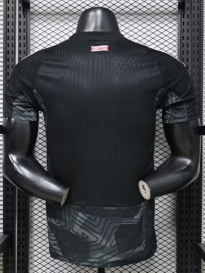 26-27 Man Utd Black Goalkeeper Player Version Soccer Jersey