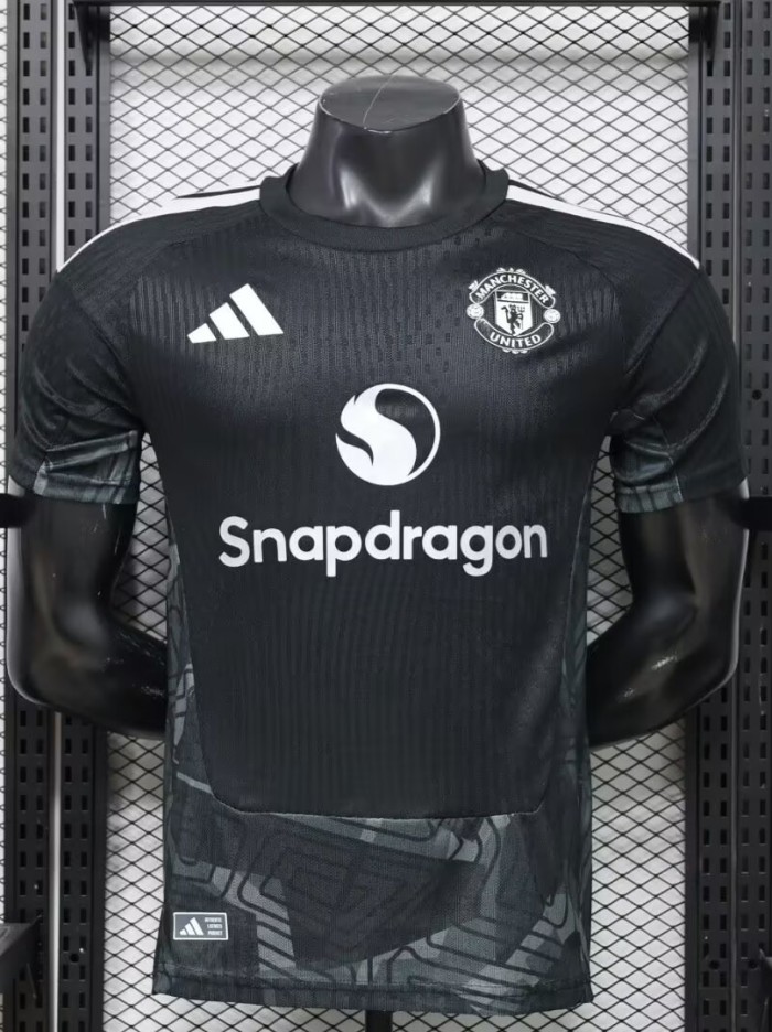 26-27 Man Utd Black Goalkeeper Player Version Soccer Jersey