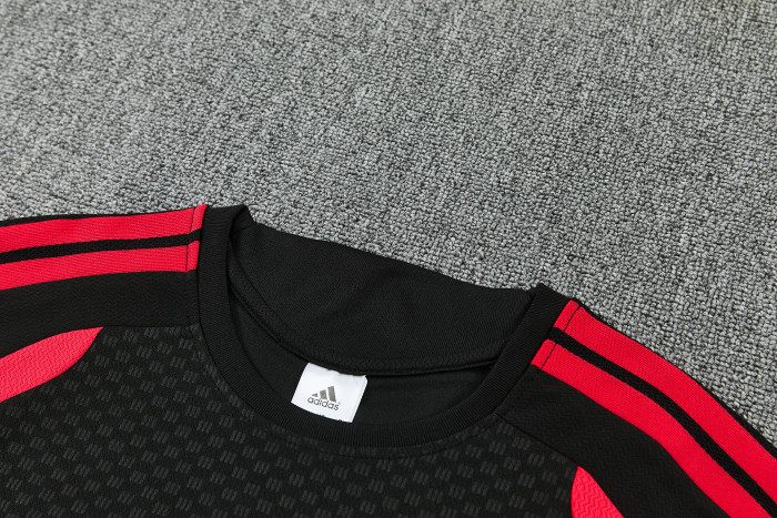 26-27 Man Utd High Quality Training Short Suit
